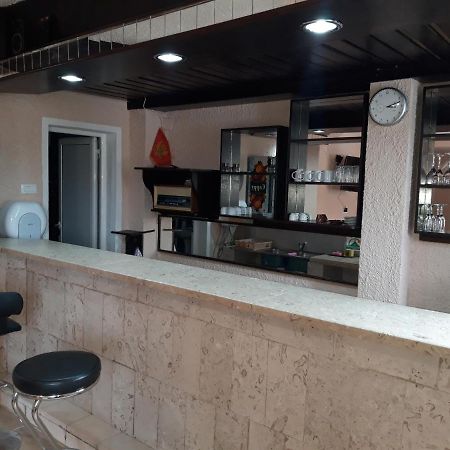 Kazablanka Rooms Aerodrom Susunja Екстериор снимка