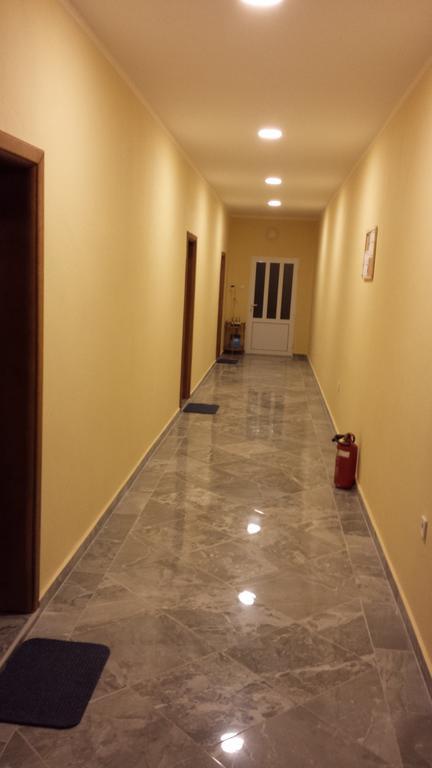 Kazablanka Rooms Aerodrom Susunja Екстериор снимка